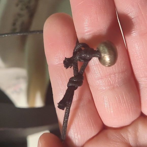 Leather necklace, clear quartz, onyx,white stone not sure, silver wire ,11 inche - Picture 4 of 4